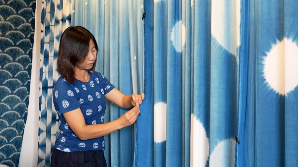 到大理喜洲体验白族扎染